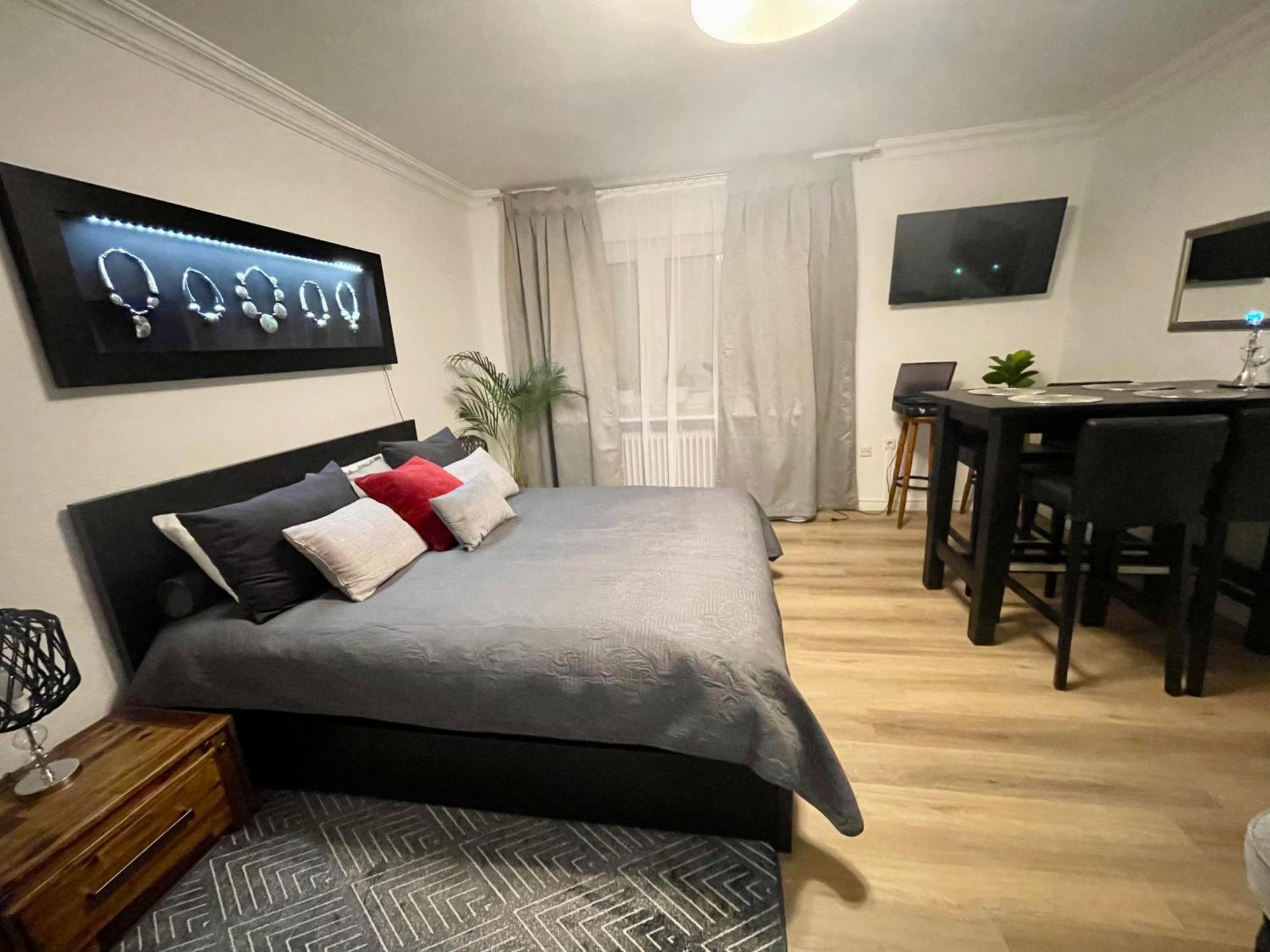 Tunnel Apartment - Nordbahntrasse, Kontaktloser Self-Check-In, Netflix وبرتال المظهر الخارجي الصورة